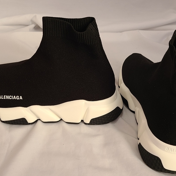 Speed High-Top Sock Sneakers - Picture 7 of 8